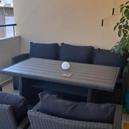 Christina's Acropolis Apartment *